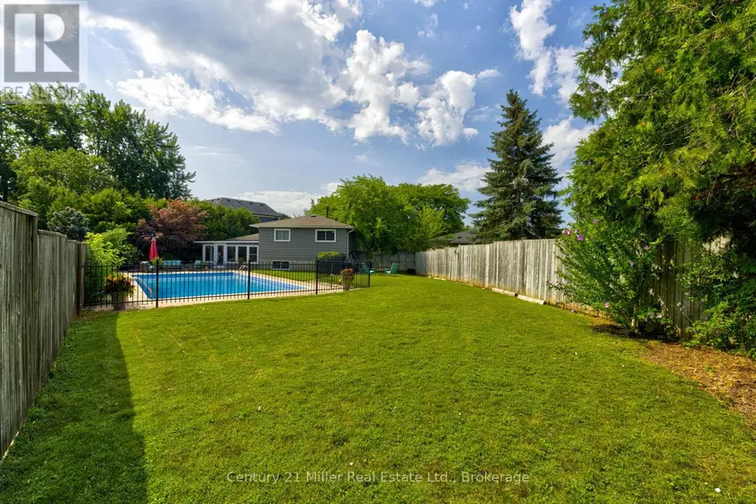 Detached at 2225 WYANDOTTE DRIVE, Oakville