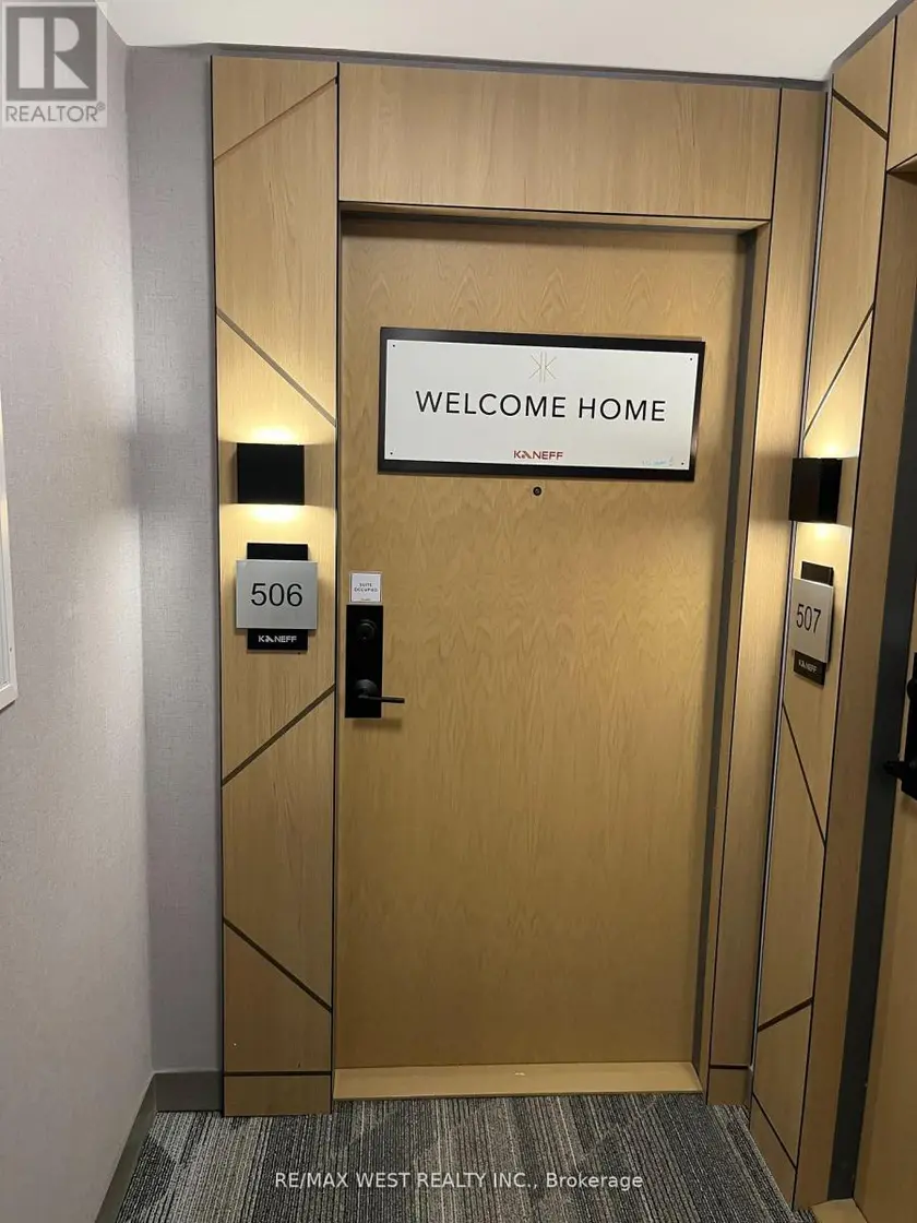 Apartment at 506W - 202 BURHAMTHORPE ROAD E, Mississauga (City Centre)