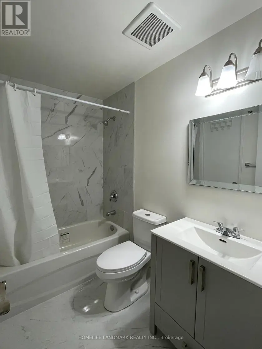 Apartment at 307 - 3025 THE CREDIT WOODLANDS, Mississauga
