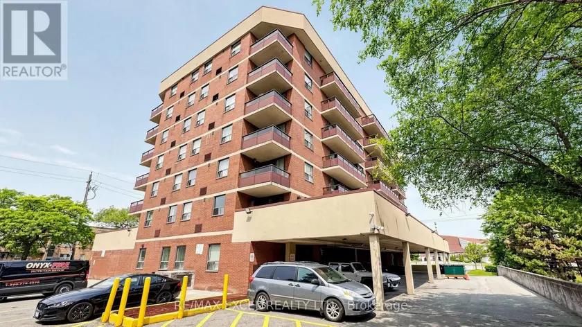 Apartment at 401 - 1881 JANE STREET, Toronto
