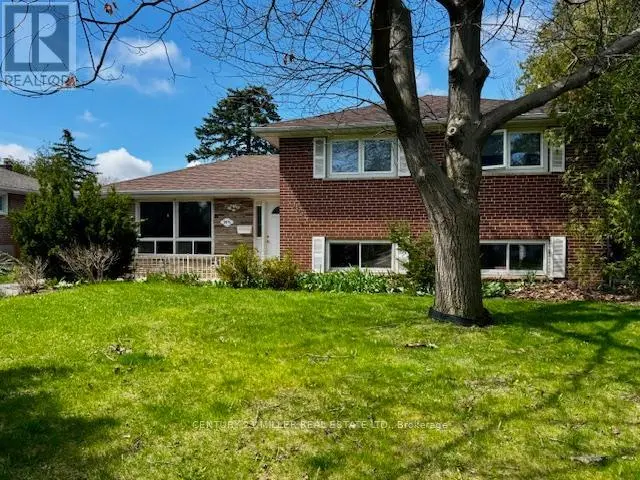 Detached at 2075 SEABROOK DRIVE, Oakville