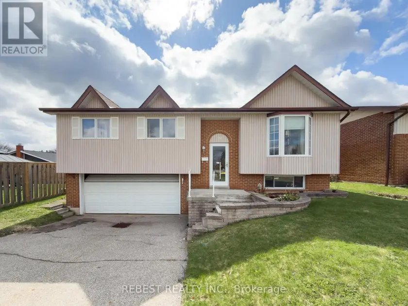 Detached at 98 COBBLEHILL ROAD, Halton Hills