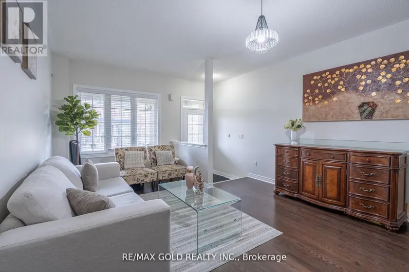 Townhouse at 65 VILLADOWNS TRAIL, Brampton