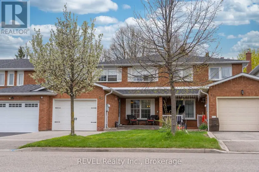 Semi-Detached/Link at 80 DUMFRIES AVENUE, Brampton