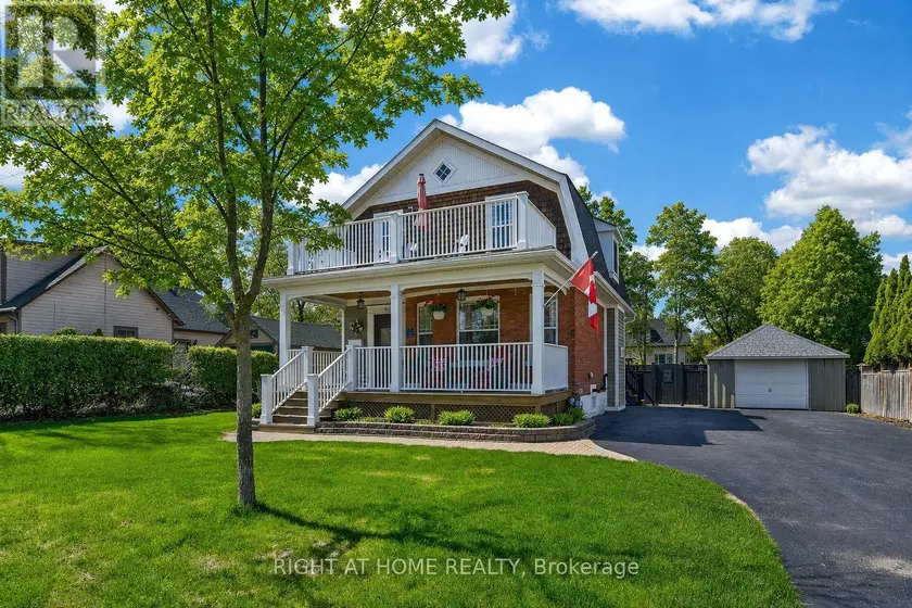 Detached at 46 BAY STREET, Mississauga