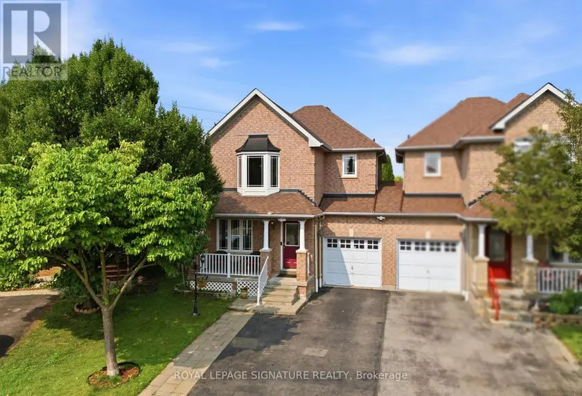 Semi-Detached/Link at 2449 BANKSIDE DR DRIVE, Mississauga