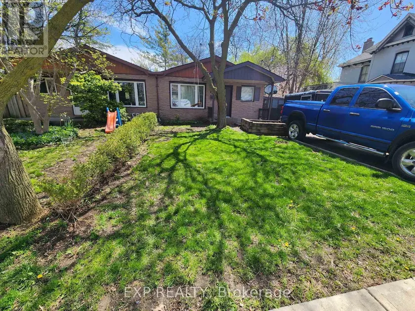 Semi-Detached/Link at MAIN LEVEL - 87 WELLINGTON STREET E, Brampton