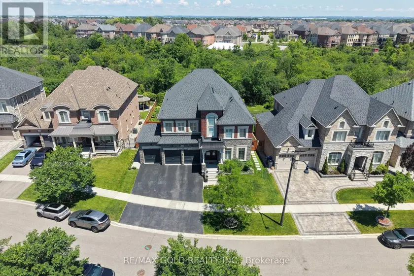 Detached at 26 SPAIN CRESCENT, Brampton