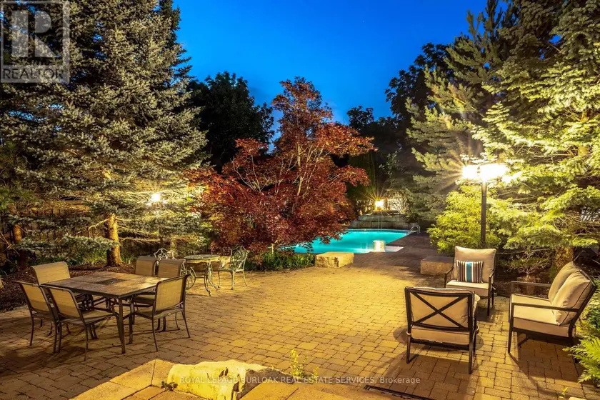 Detached at 215 BURLOAK DRIVE, Oakville