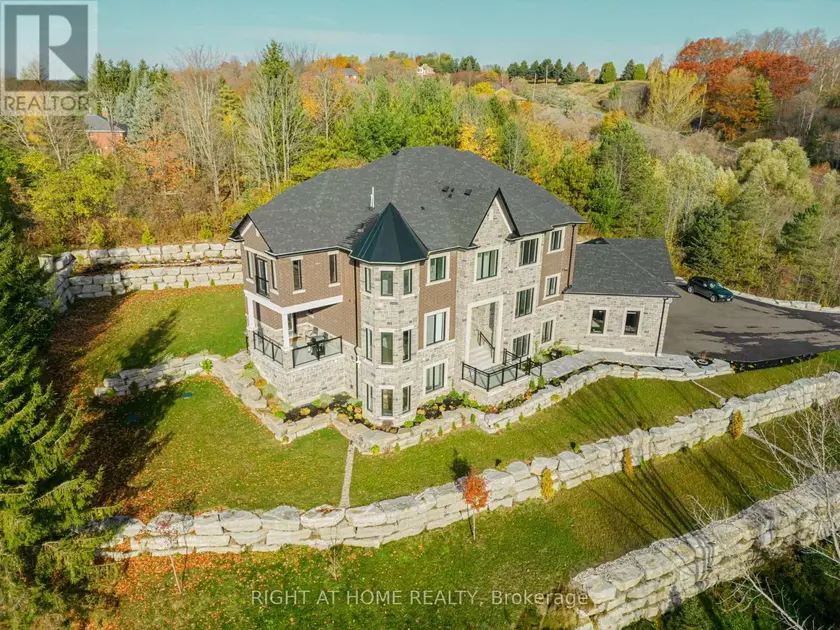 Detached at 16158 MOUNT PLEASANT ROAD, Caledon