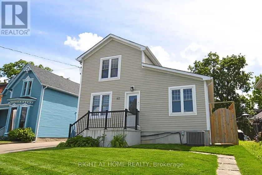 Detached at 62 CHARLES STREET, Milton