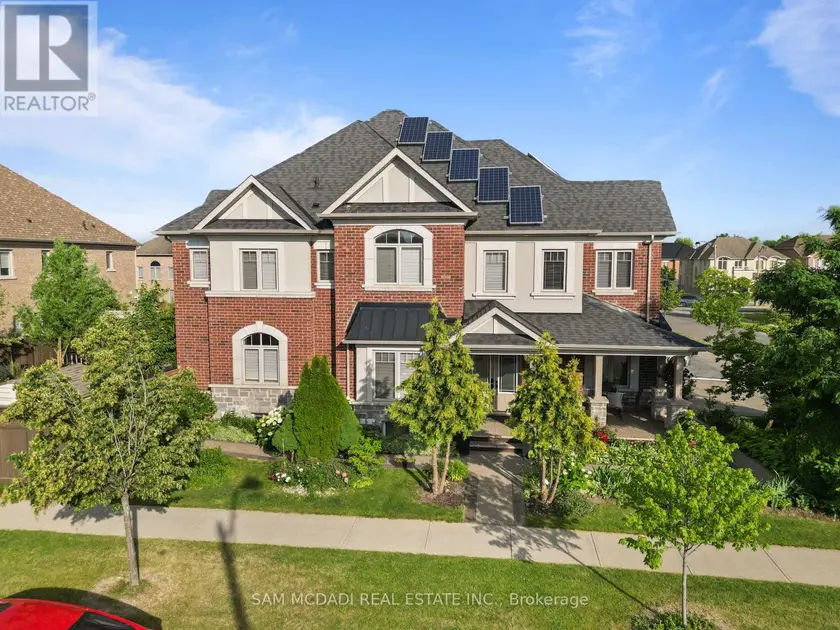 Detached at 2 BAKERSFIELD ROAD, Brampton