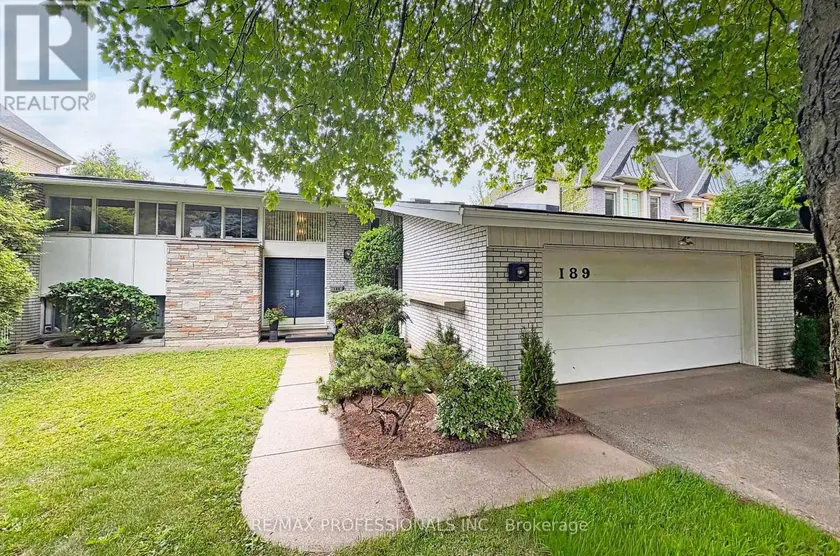 Detached at 189 EDENBRIDGE DRIVE, Toronto