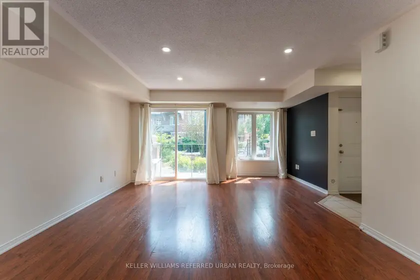 Townhouse at 27 - 19 HAYS BOULEVARD, Oakville