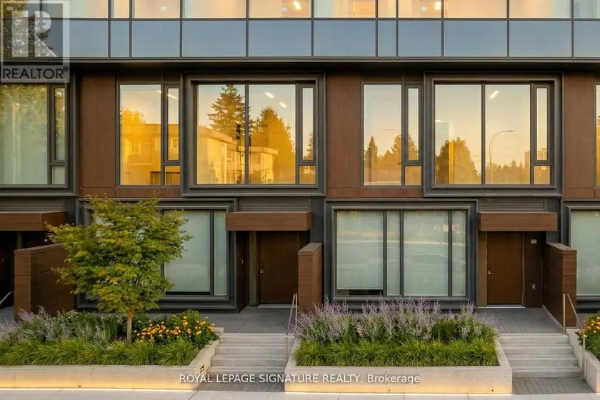Townhouse at 104 (TH4) - 448 BURNHAMTHORPE ROAD W, Mississauga