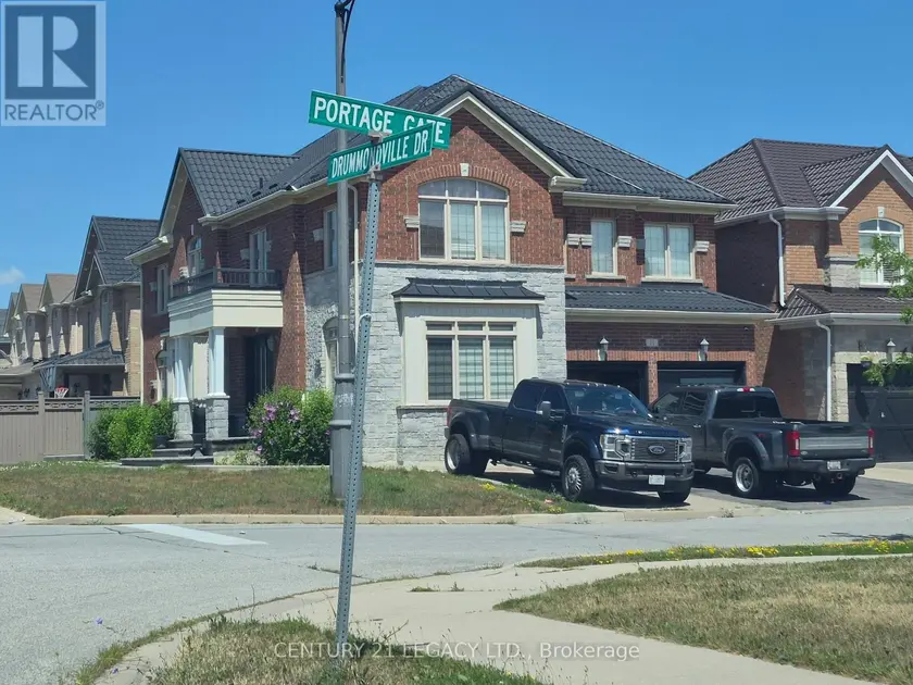 Detached at 11 DRUMMONDVILLE DRIVE, Brampton