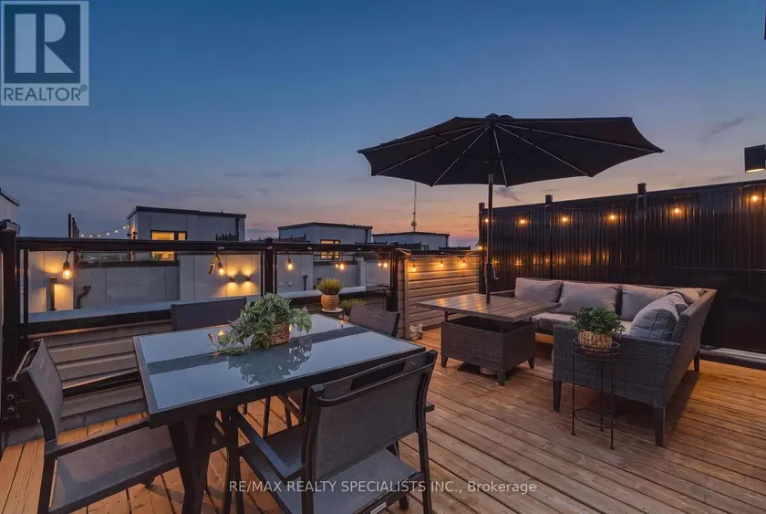 Townhouse at 27 - 348 WHEAT BOOM DRIVE, Oakville