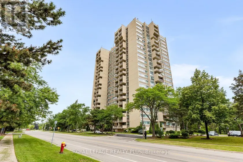 Apartment at 1206 - 1359 WHITE OAKS BOULEVARD, Oakville