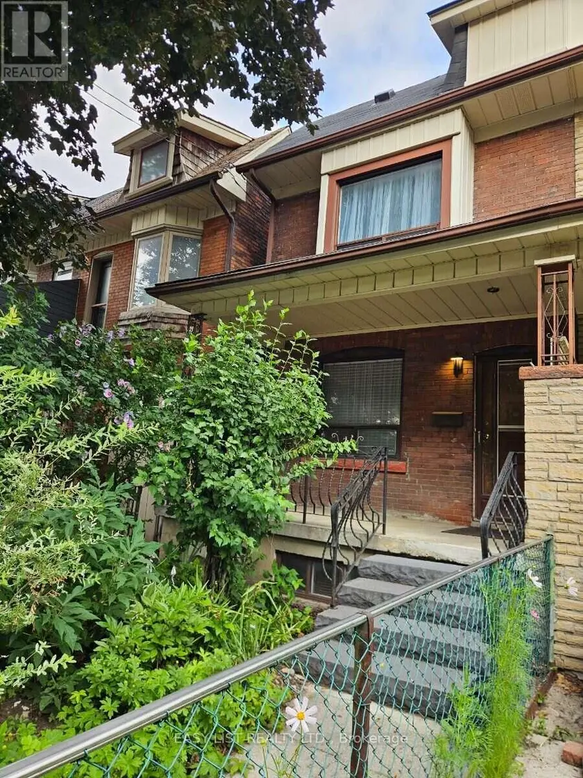 Semi-Detached/Link at 449 PACIFIC AVENUE, Toronto