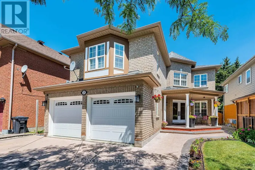 Detached at 25 SHEEPBERRY TERRACE, Brampton