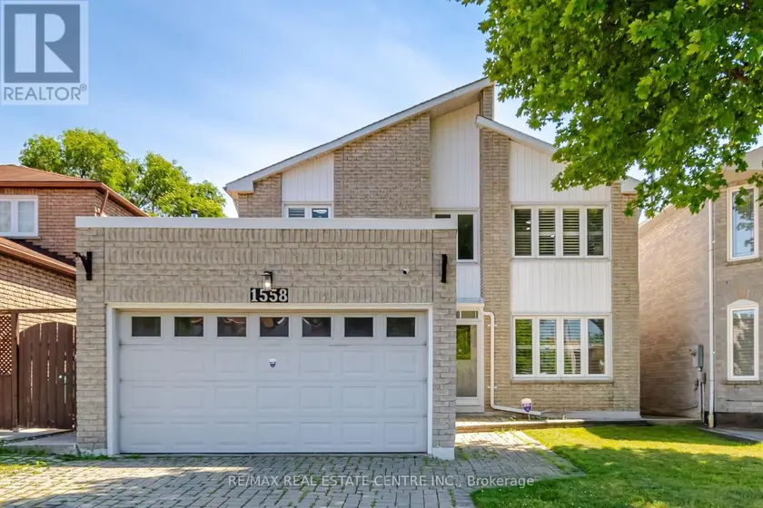 Detached at 1558 HIGHBROOK AVENUE, Mississauga