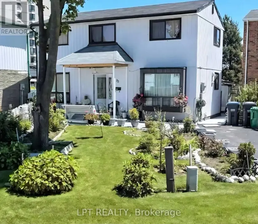 Detached at 95 HUNTINGWOOD CRESCENT, Brampton