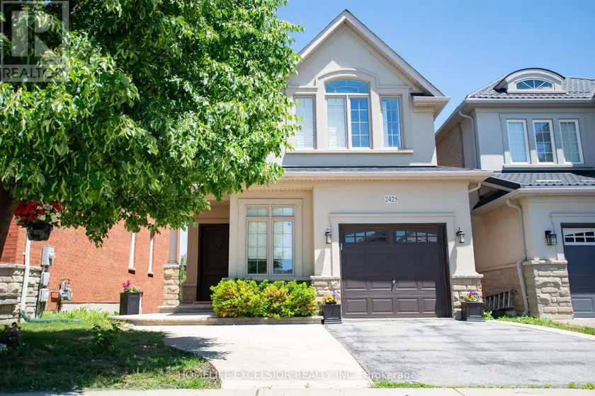 Detached at 2425 QUETICO CRESCENT, Oakville