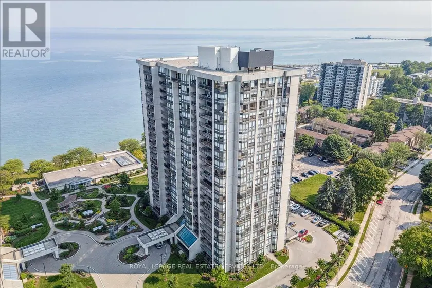 Apartment at 1401 - 2180 MARINE DRIVE, Oakville