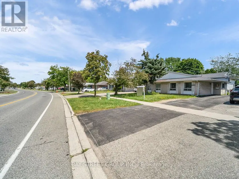 Semi-Detached/Link at 3068 MORNING STAR DRIVE, Mississauga