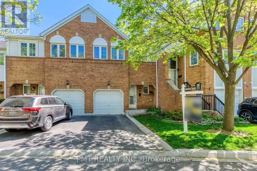 Townhouse at 33 - 4605 DONEGAL DRIVE, Mississauga