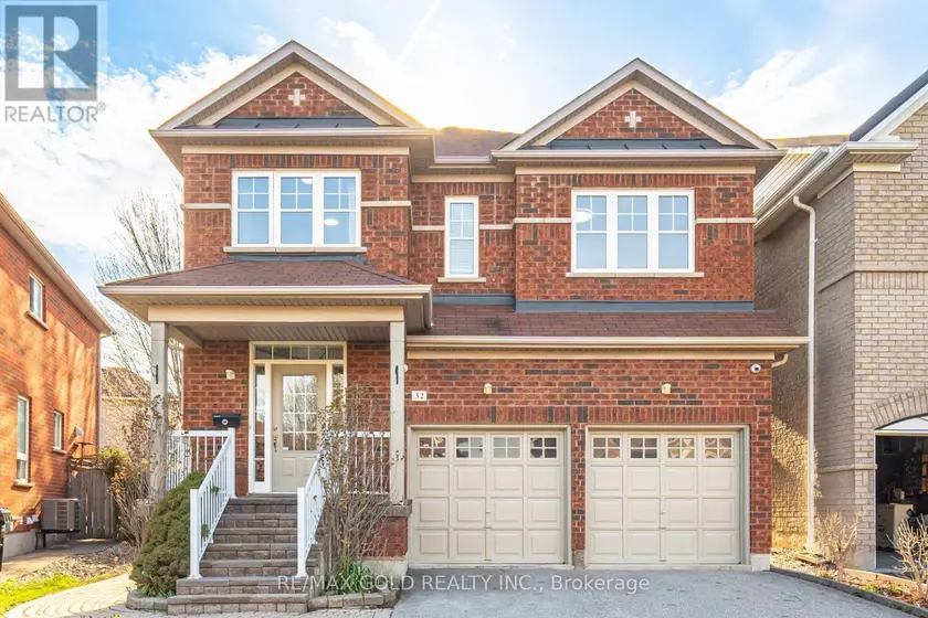 Detached at 32 NESS ROAD, Brampton