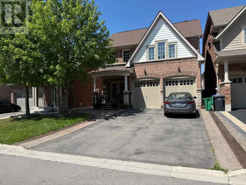 Detached at 14 TWISTLETON STREET, Caledon