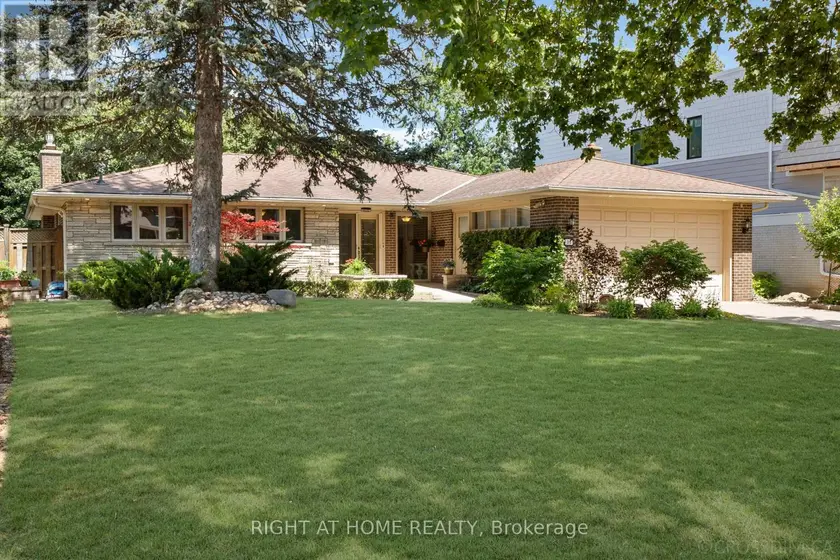 Detached at 39 GROVETREE ROAD, Toronto (Thistletown-Beaumonde Heights)