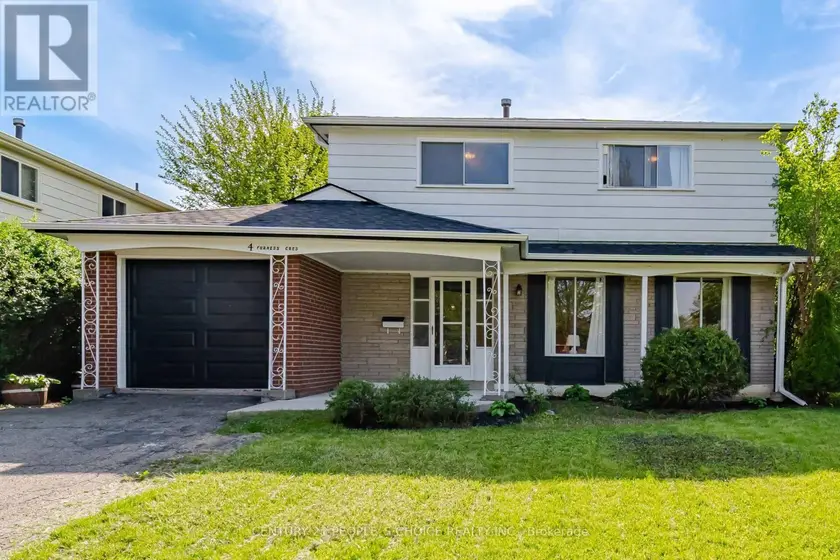 Detached at 4 FURNESS CRESCENT, Toronto