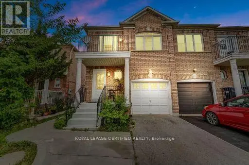 Semi-Detached/Link at 3843 COACHMAN CIRCLE, Mississauga