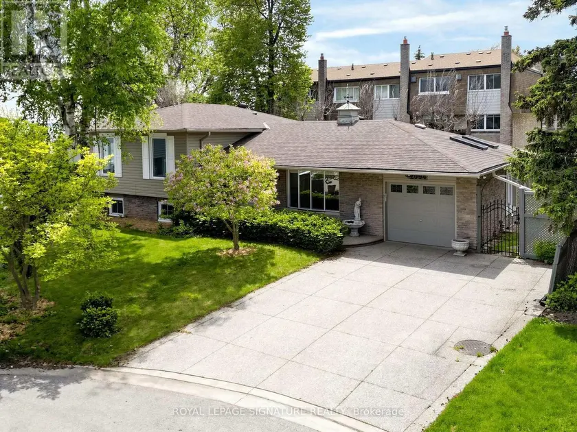 Detached at 2094 WATER'S EDGE DRIVE, Oakville