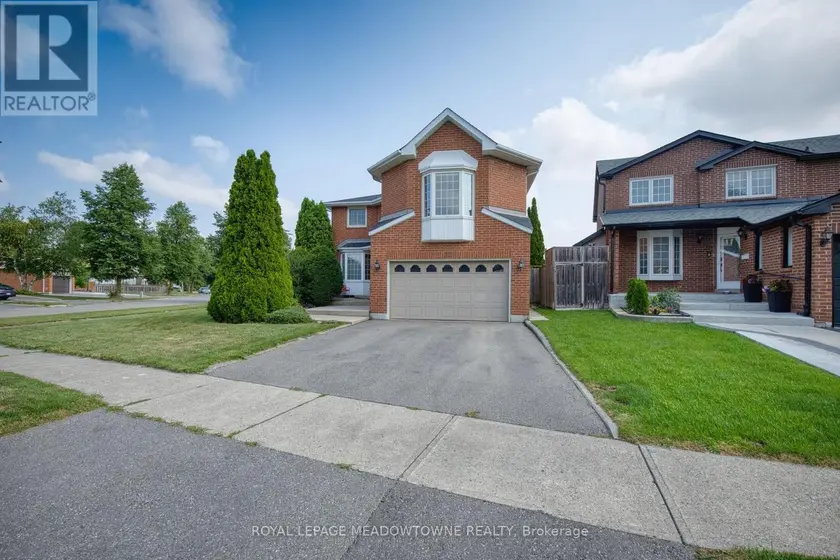 Detached at 38 MCKILLOP COURT, Brampton