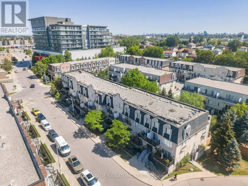 Townhouse at 2067 - 65 GEORGE APPLETON WAY, Toronto