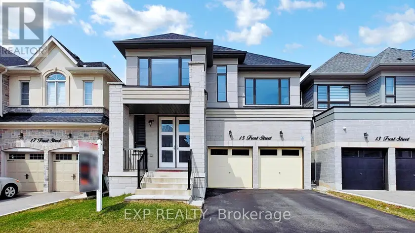 Detached at 15 FROST STREET, Brampton