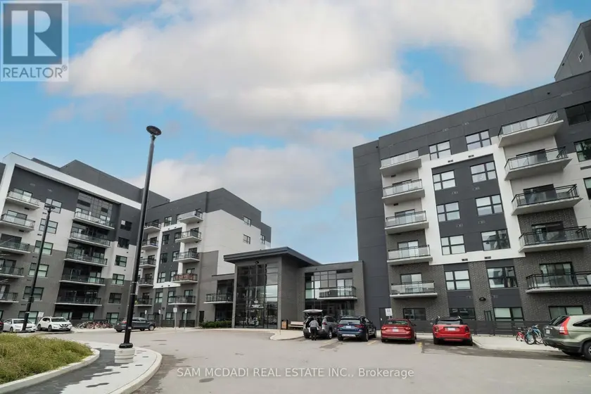 Apartment at 216 - 102 GROVEWOOD COMMON, Oakville