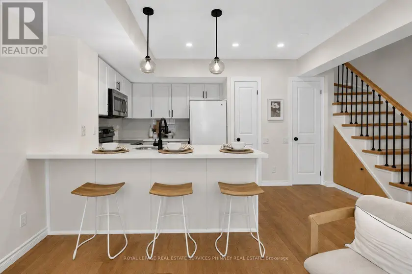 Townhouse at 50 - 93 THE QUEENSWAY, Toronto
