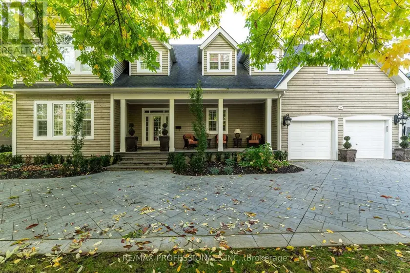 Detached at 354 COUNTRY CLUB CRESCENT, Mississauga