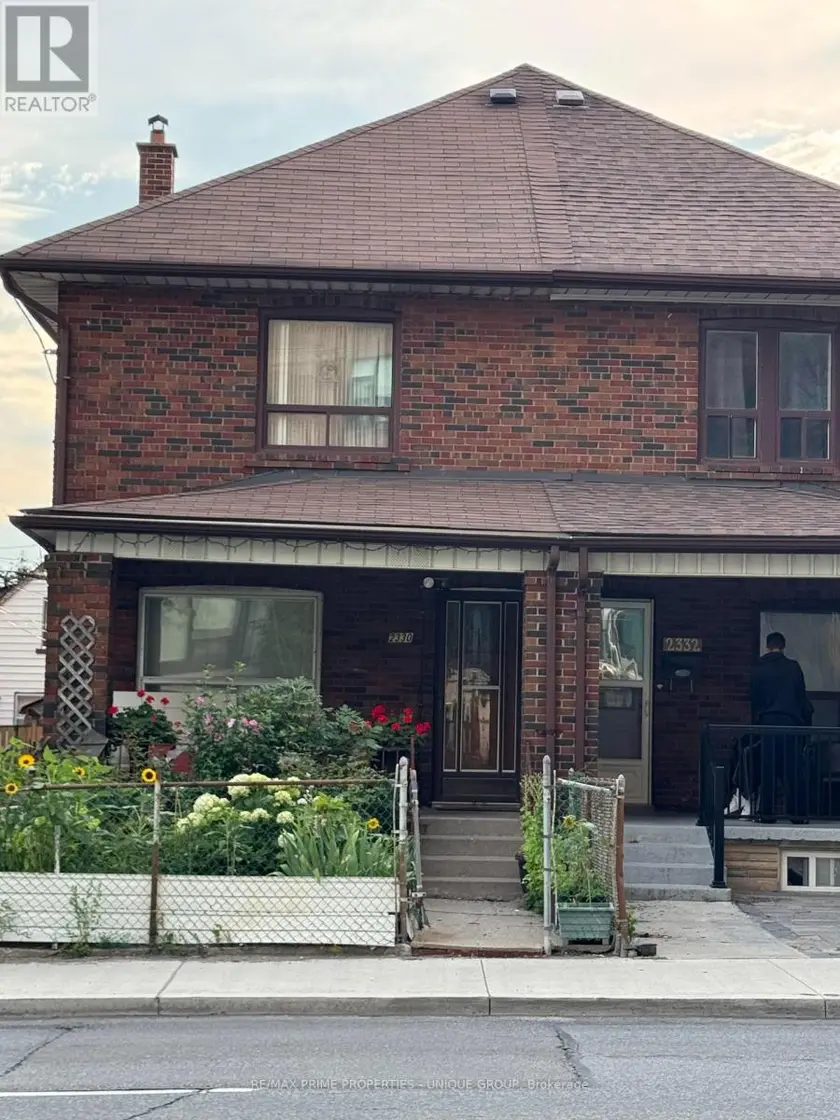 Semi-Detached/Link at 2330 DUFFERIN STREET, Toronto
