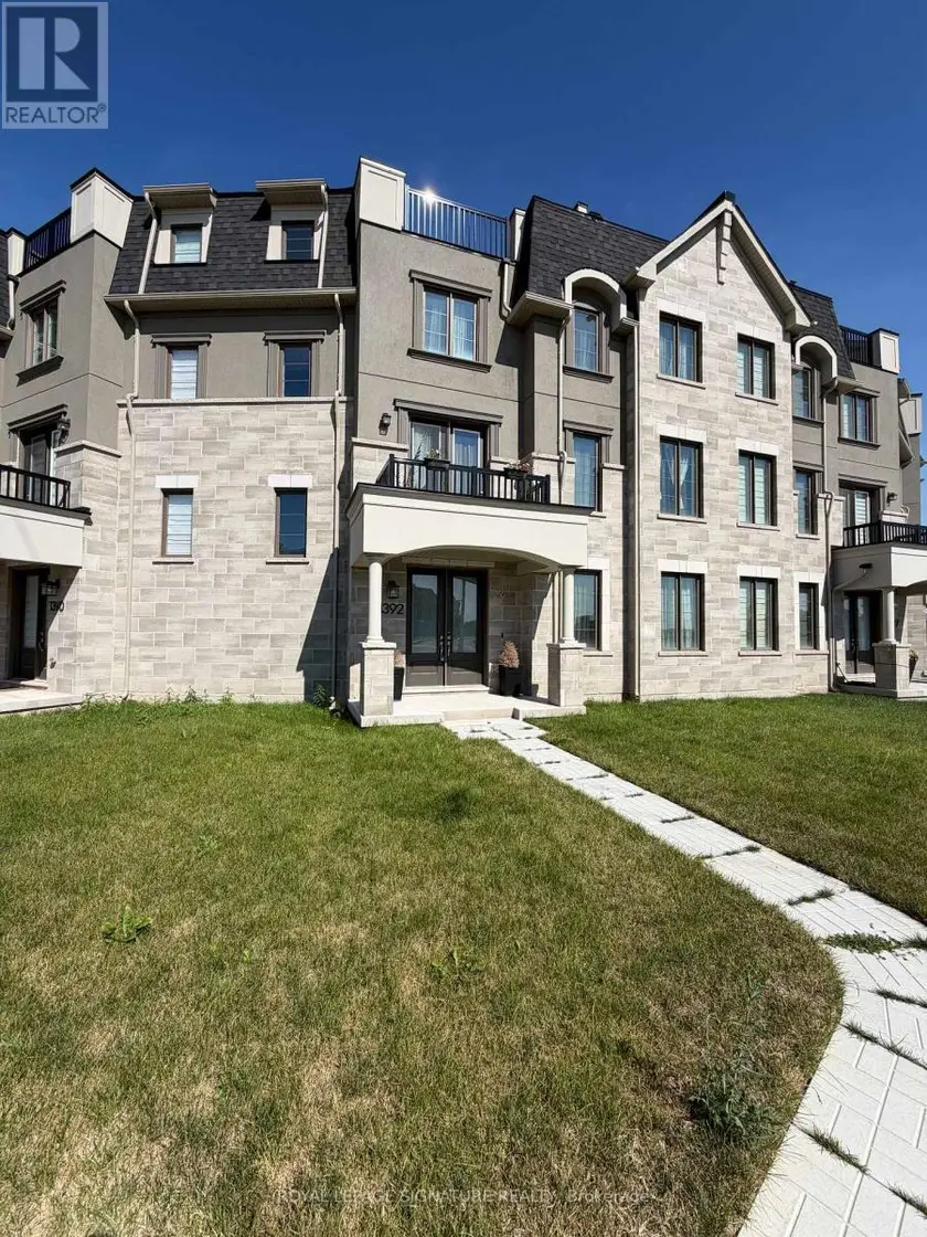 Townhouse at 1392 WILLIAM HALTON PARKWAY, Oakville