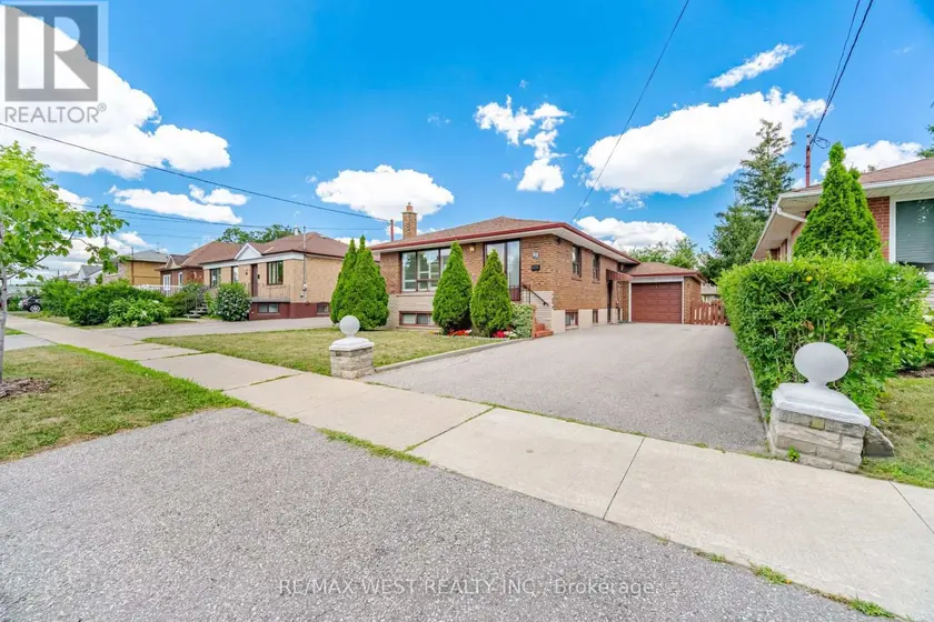 Detached at 89 WENDELL AVENUE, Toronto