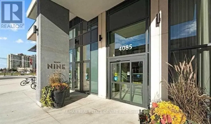 Apartment at 309 - 4085 PARKSIDE VILLAGE DRIVE, Mississauga