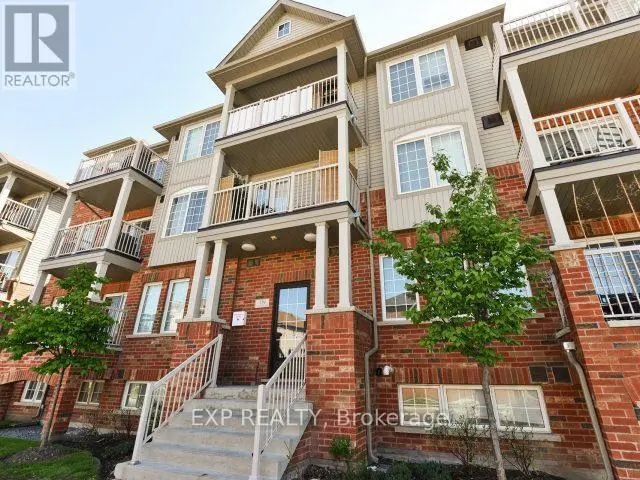 Townhouse at 7 - 129 ISAAC DEVINS BOULEVARD, Toronto