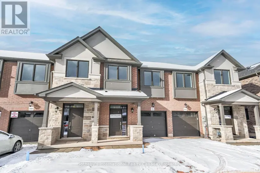 Townhouse at 8 - 2184 POSTMASTER DRIVE, Oakville