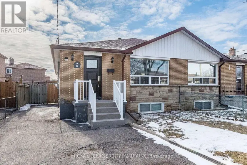 Semi-Detached/Link at 19 GARFIELD CRESCENT, Brampton
