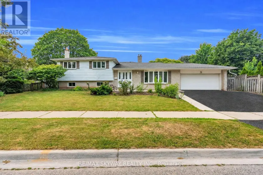 Detached at 2673 THORN LODGE DRIVE, Mississauga